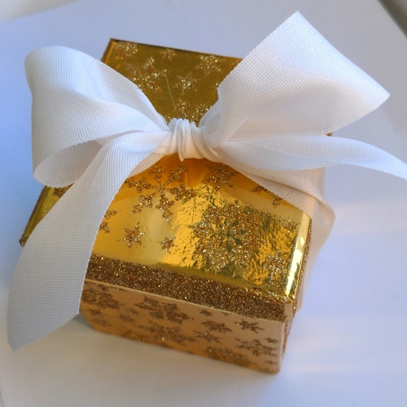 Mystery Jewelry Box. All new. Macy's, Handcrafted, semiprecious. Over $350value - Picture 1 of 2